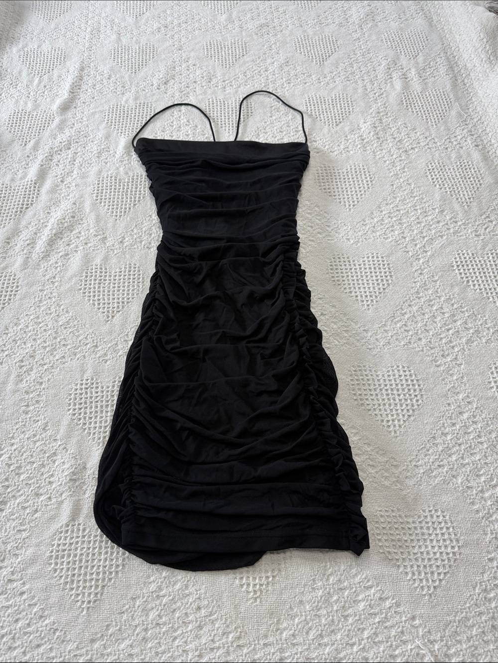 Windsor Black Ruched Strappy Mini Dress (M)